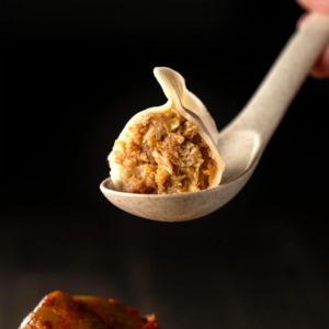 腌制榨菜猪肉饺 Pork Zap Choi